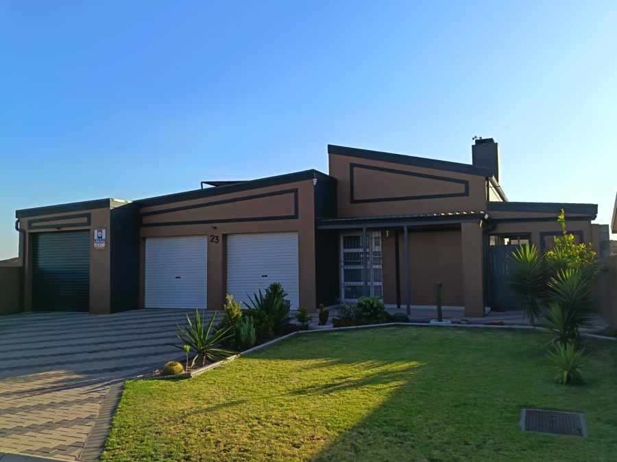 2 Bedroom Property for Sale in Vredenburg Western Cape
